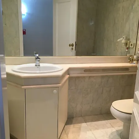 Apartamento Visconde De Valmor Lisboa
